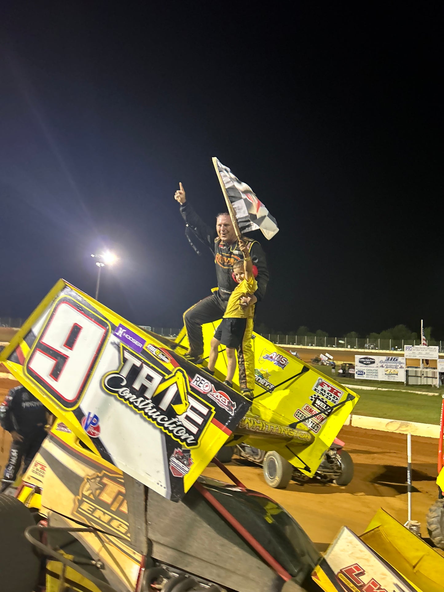 Dish Top Wing
